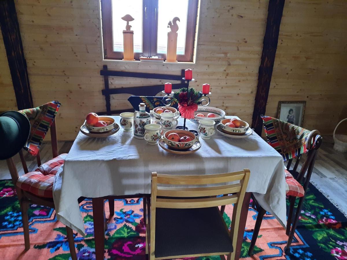Casa Bunicilor Villa Ciprian Porumbescu Dış mekan fotoğraf