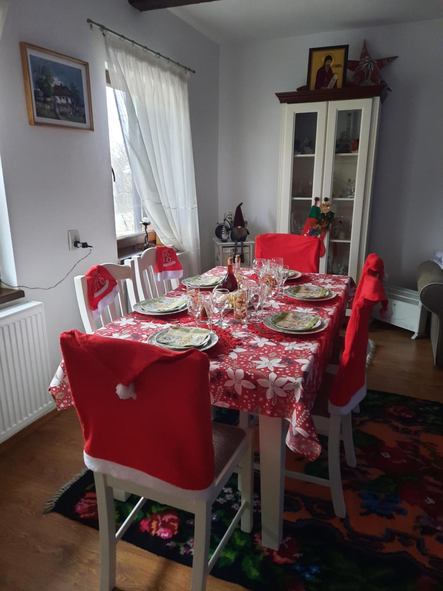 Casa Bunicilor Villa Ciprian Porumbescu Dış mekan fotoğraf